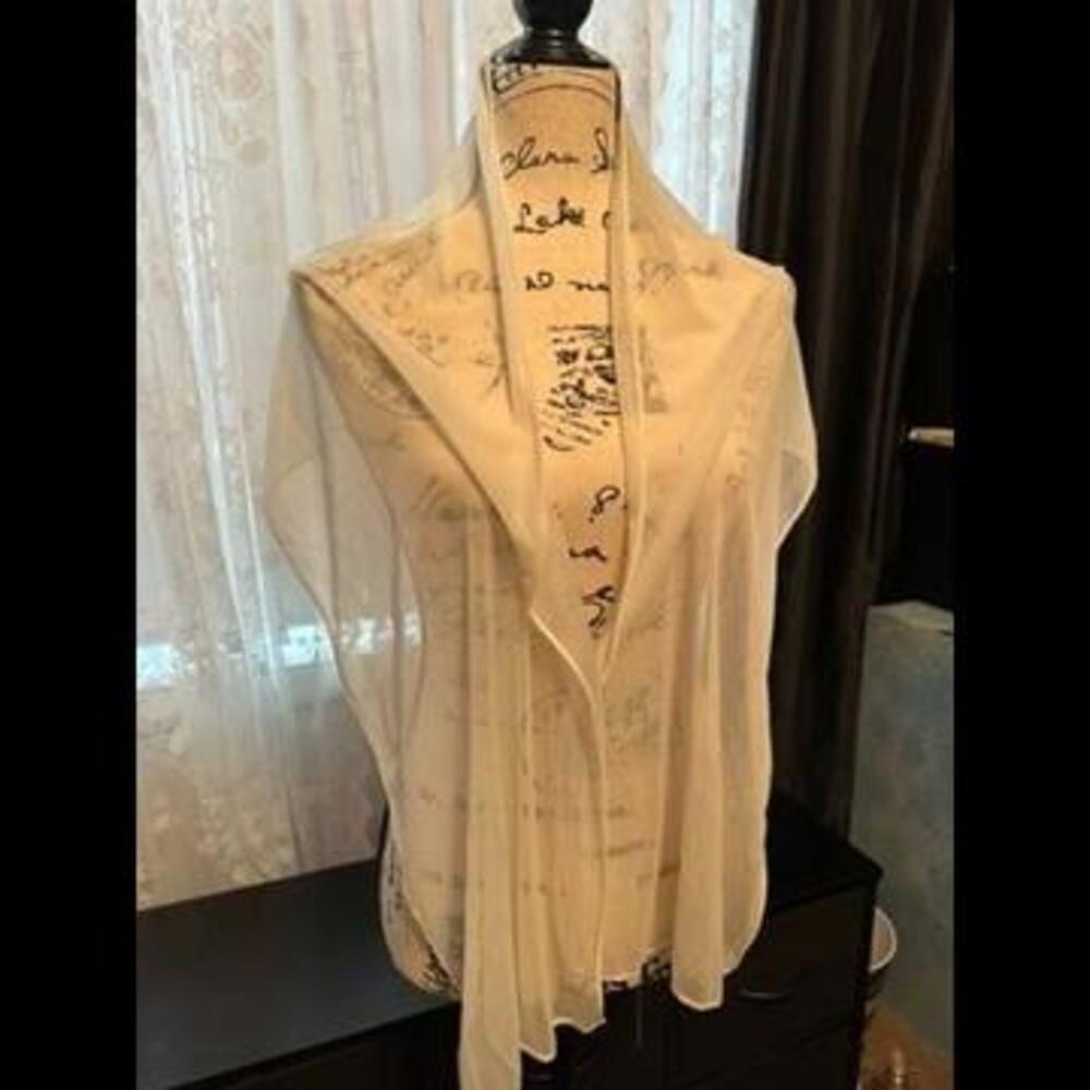 Elegant Sheer White Scarf - Timeless and Versatile Accessory
